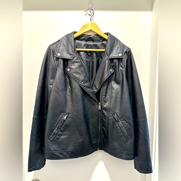 Reitmans Faux Leather Jacket - Picture 1 of 9